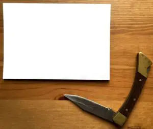 Does Cutting Paper Dull A Knife, Or Is It A Myth