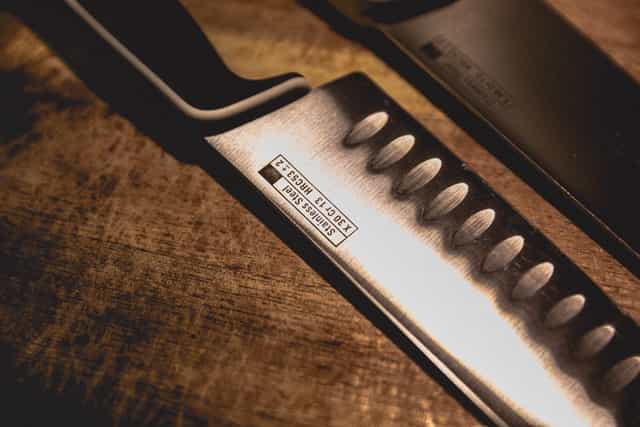 Which Knives Are Suitable for General Purposes in The Kitchen?