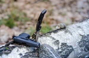 10 Reasons Why Knives Are Better Than Guns for Self Defense and EDC