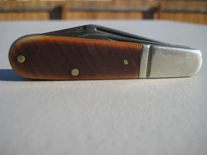 Challenges in Identifying Barlow Knives